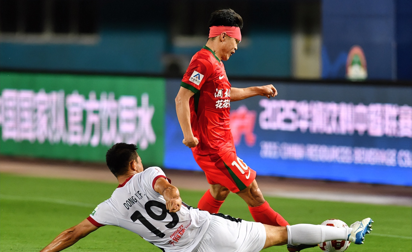 星空体育-包含成都蓉城赛前复出首秀，志在英超名次提升，更衣室稳定，训练强度明显提升的词条