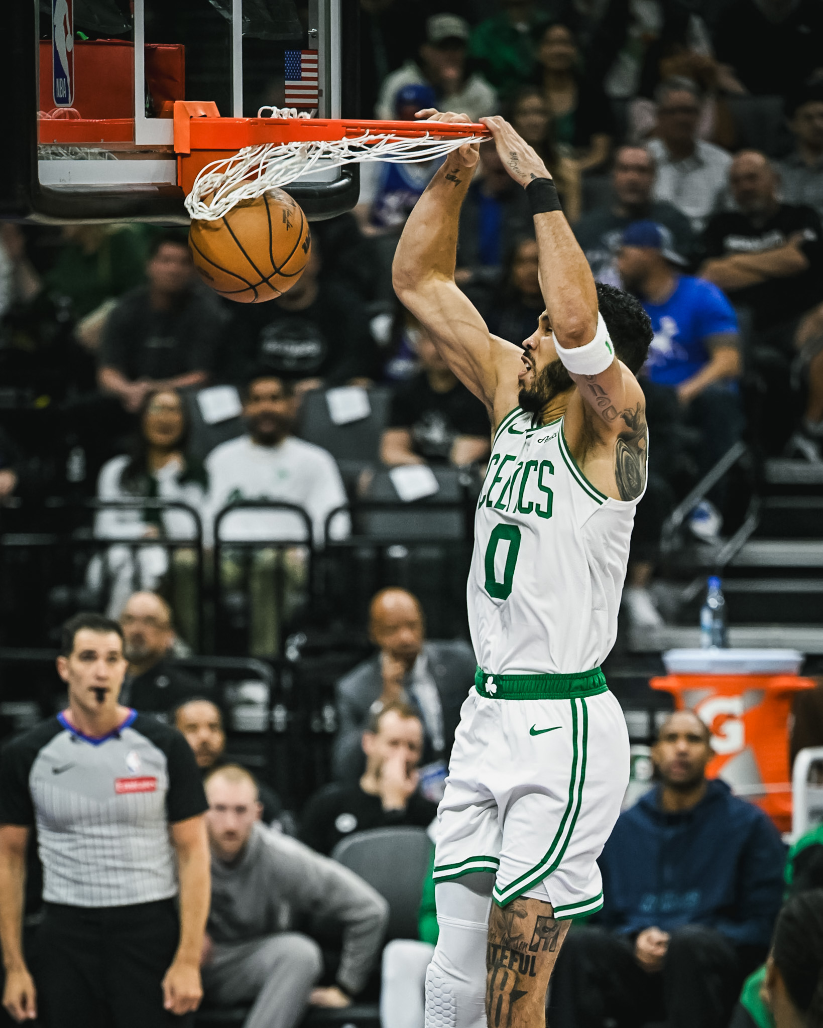 星空体育-塔图姆爆冷击败RNG，势不可挡引爆全场！的简单介绍